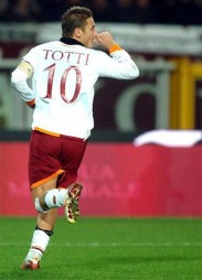 Totti supera Meazza? In questo campionato è 